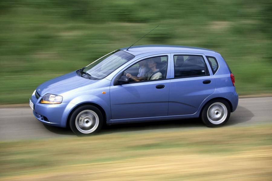  Daewoo Kalos 5-Door 2002 года  (WW) (фото 8 из 40)